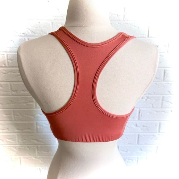 🚨4/$25 Nike Dri-Fit Sports Bra Size Medium - Picture 2 of 3